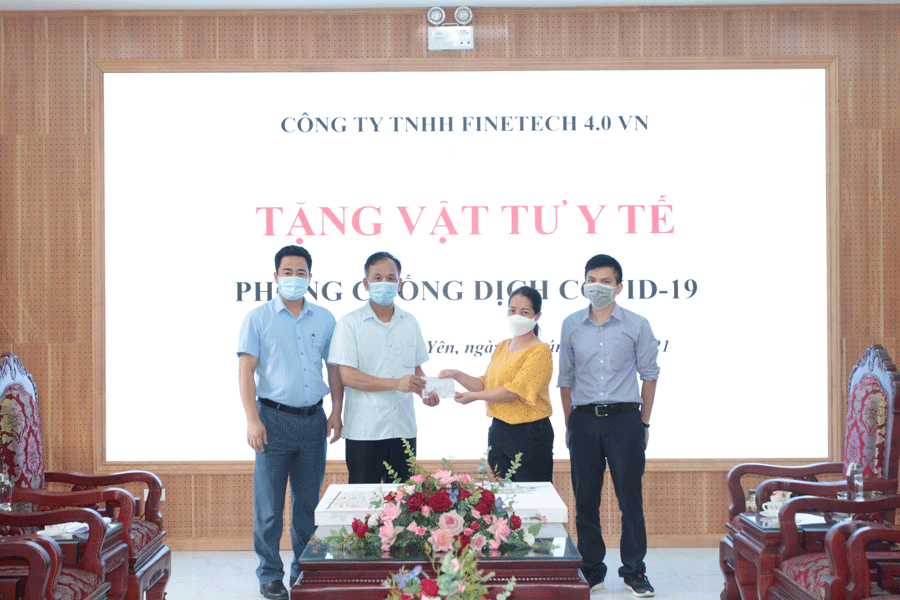 Hình ảnh tin tức CÔNG TY TNHH SẢN XUẤT VÀ DỊCH VỤ THƯƠNG MẠI MINA TECH VN tặng quà phòng chống dịch Covid -19
